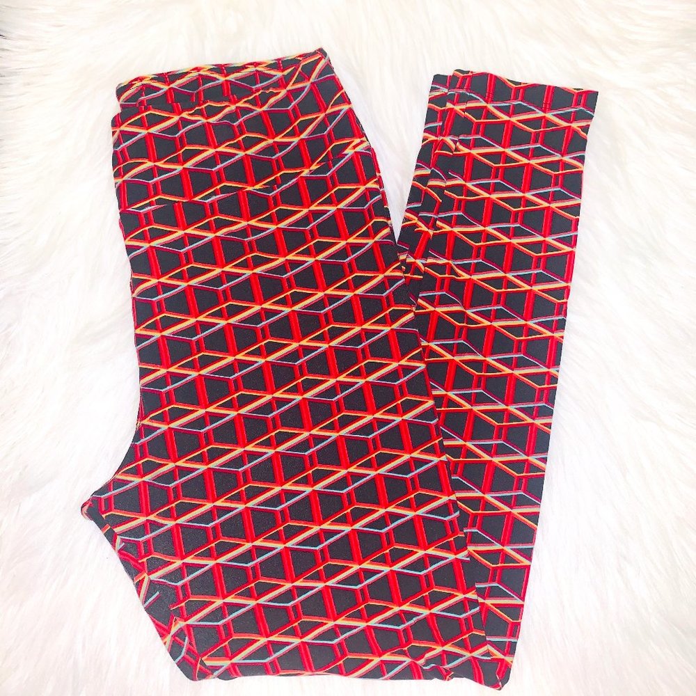 LulaRoe Tall & Curvy (TC) Leggings Black and Red
